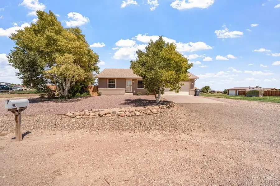 863 E Saunders Dr W, Pueblo West, CO 81007 - #2