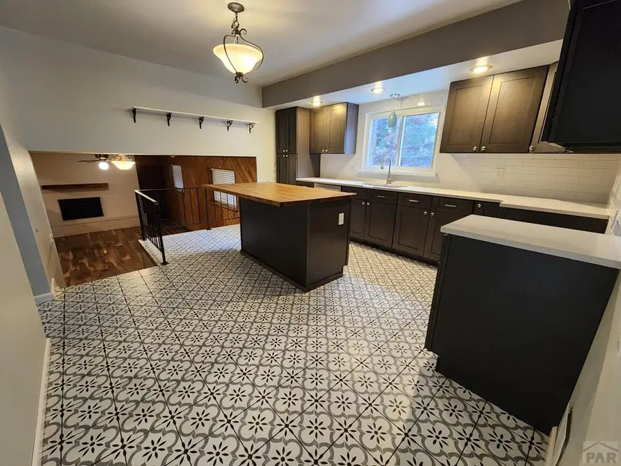 2 Hilton Ln, Pueblo, CO 81001 - Image #2