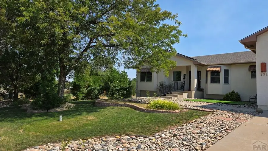 232 Alhambra Dr, Pueblo, CO 81005 - Image #2
