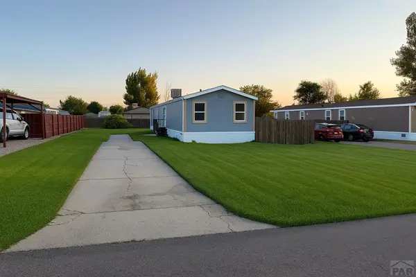 129 E Countryside Dr, Pueblo West, CO 81007