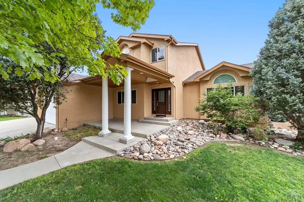 12 Redondo Ln, Pueblo, CO 81005 - Image #1