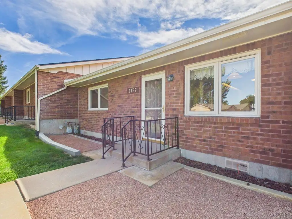 2137 Chautard Dr, Pueblo, CO 81005 - Image #1