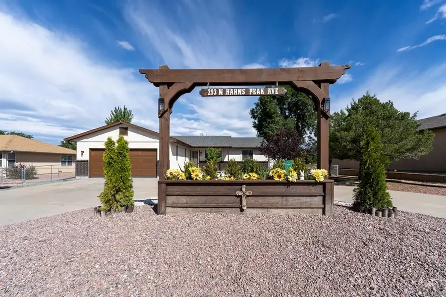 293 W Hahns Peak Ave, Pueblo West, CO 81007 - #2