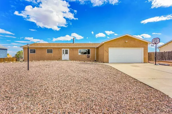 574 S Clarion Dr, Pueblo West, CO 81007