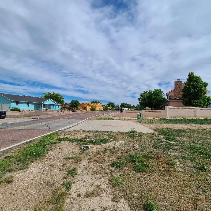 456 S Hahns Peak Ave, Pueblo West, CO 81007 - Image #3