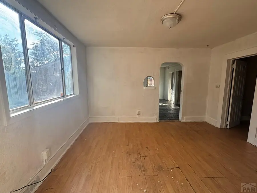 1027 E Abriendo Ave, Pueblo, CO 81004 - Image #2