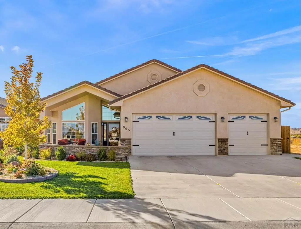 803 Thorncrest Dr, Pueblo, CO 81005 - Image #1
