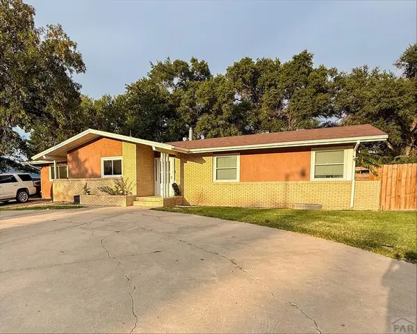 508 Willow Valley Dr, Lamar, CO 81052