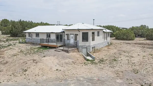 6808 Greenhorn Creek Dr, Pueblo, CO 81004