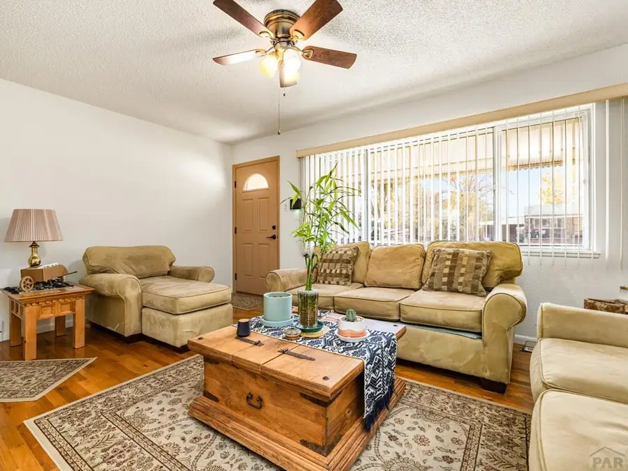 2570 Hollywood Dr, Pueblo, CO 81005 - Image #3