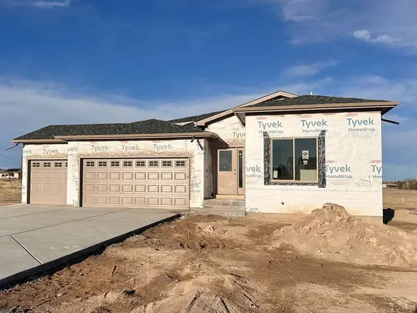 1340 N Shian Dr, Pueblo, CO 81007