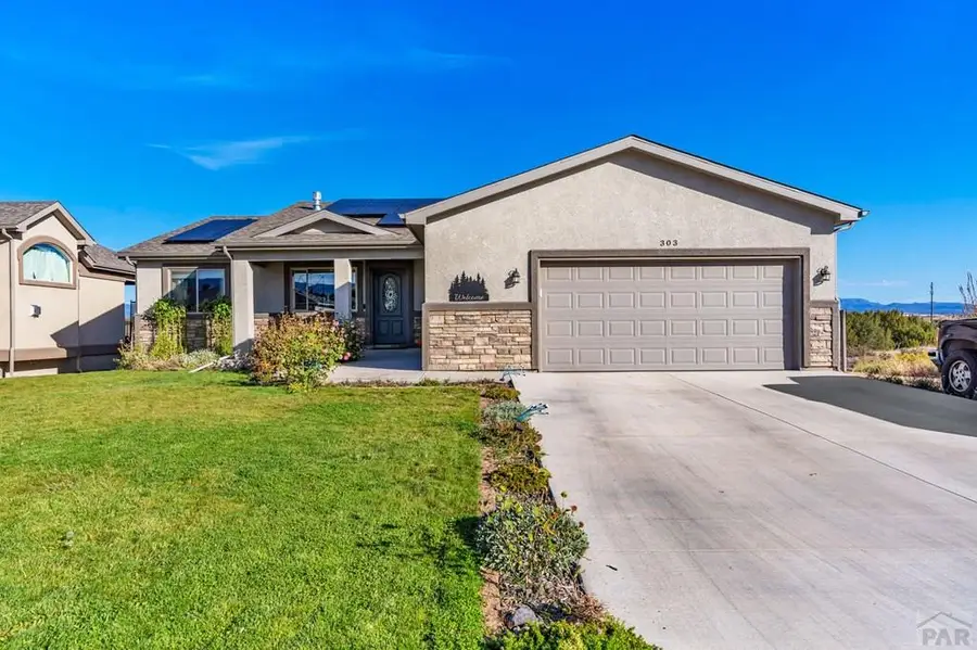 303 High Meadows Dr, Florence, CO 81226 - Image #2