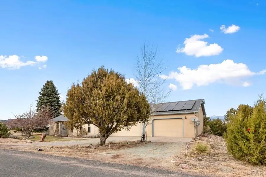 99 N Eagle Dr, Canon City, CO 81212 - Image #2