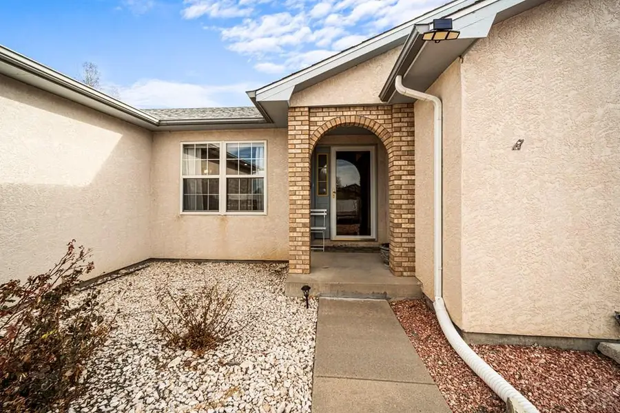 126 S Burke Court, Pueblo, CO 81007 - Image #3