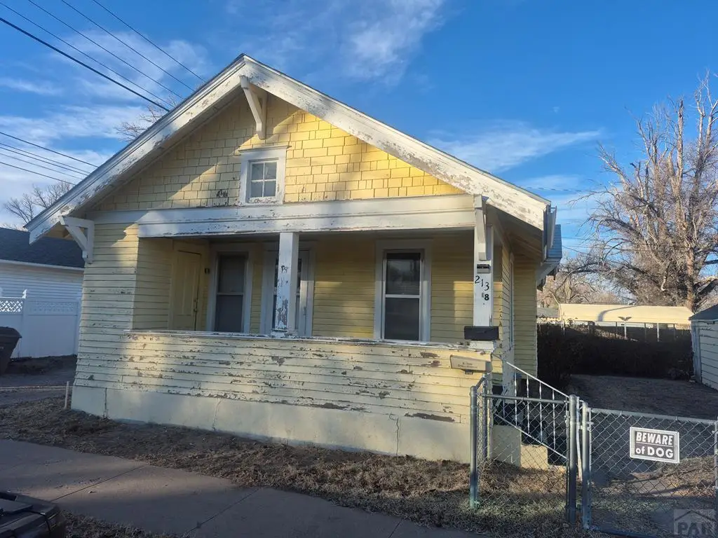 213 E 8th St, La Junta, CO 81050 - #1