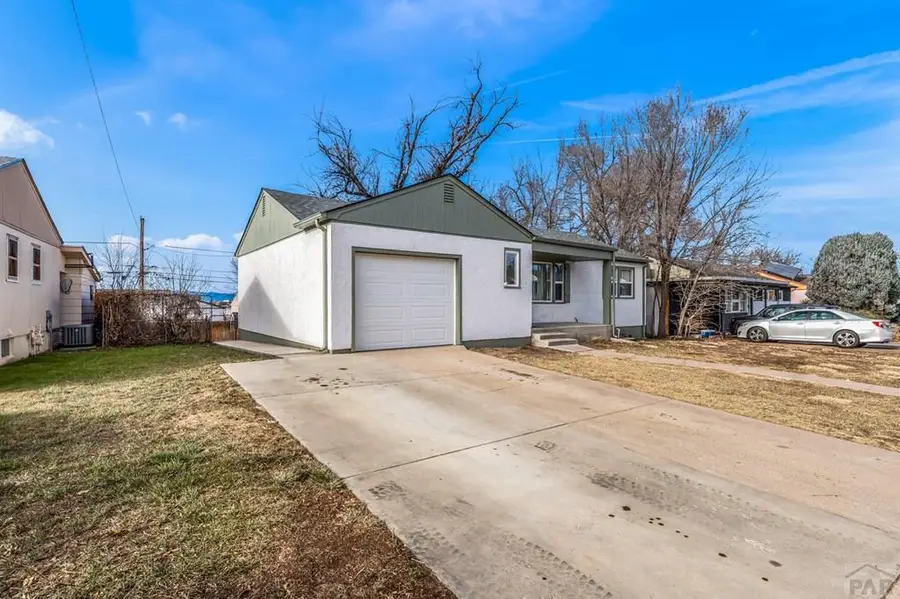 1527 Lexington Rd, Pueblo, CO 81001 - Image #2
