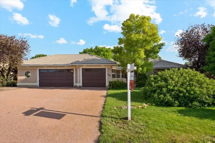 444 W Archer Dr, Pueblo West, CO 81007 - Image #2