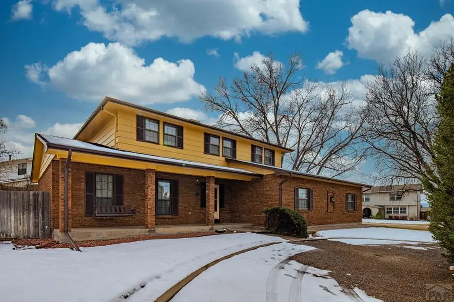 12 Queensbridge Dr, Pueblo, CO 81001 - Image #2