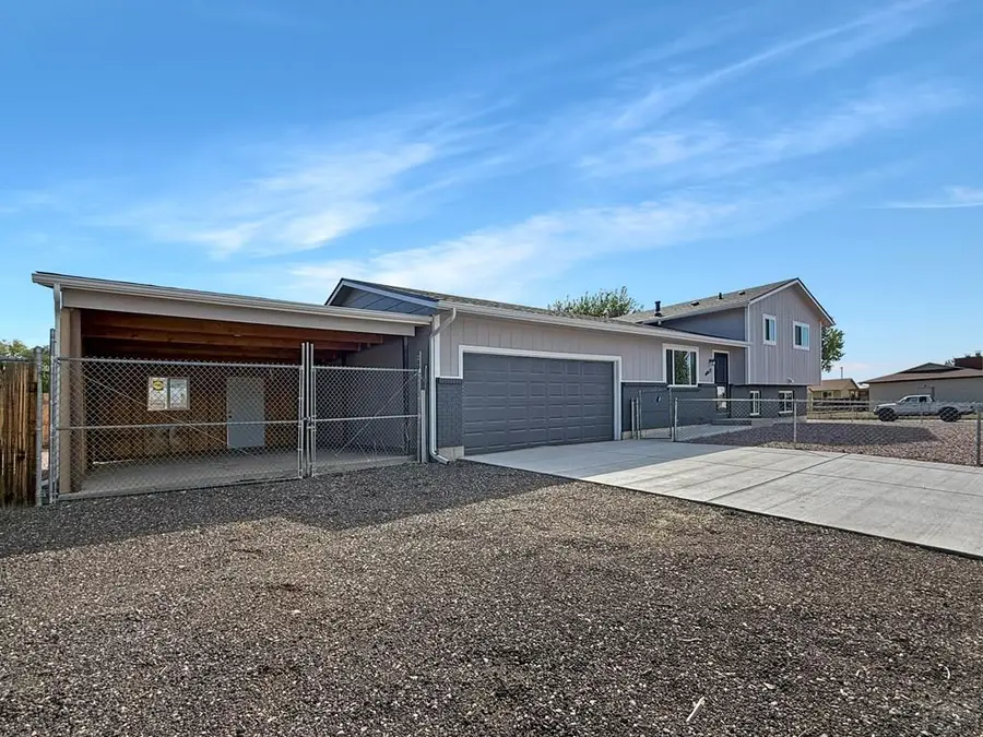 4012 Crestview Dr, Pueblo, CO 81008 - Image #2