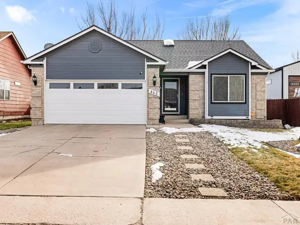 842 Barn Owl Dr, Fountain, CO 80817