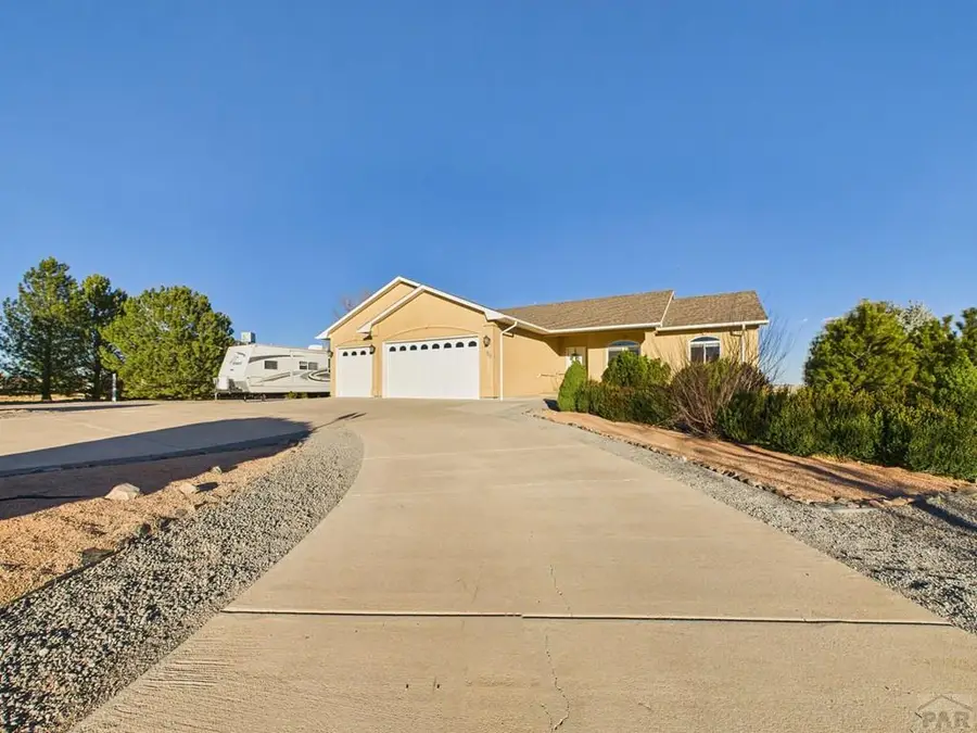 36 S Rolling Prairie Dr, Pueblo West, CO 81007 - Image #3