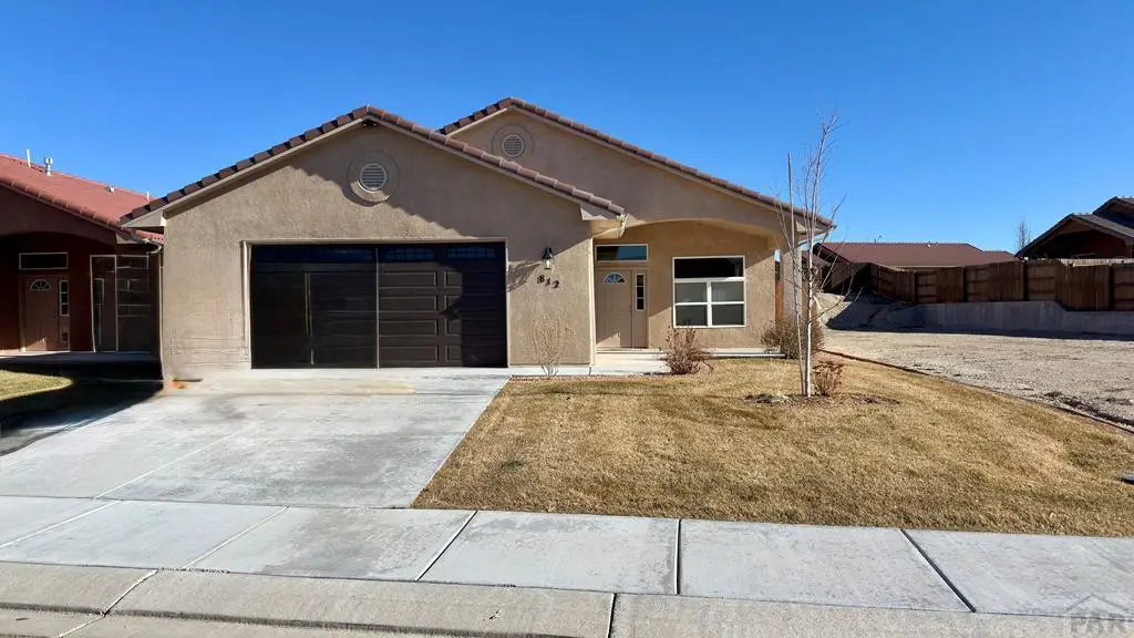 812 Thorncrest Dr, Pueblo, CO 81005 - Image #1