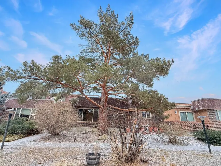 52 Villa Dr, Pueblo, CO 81001 - Image #2