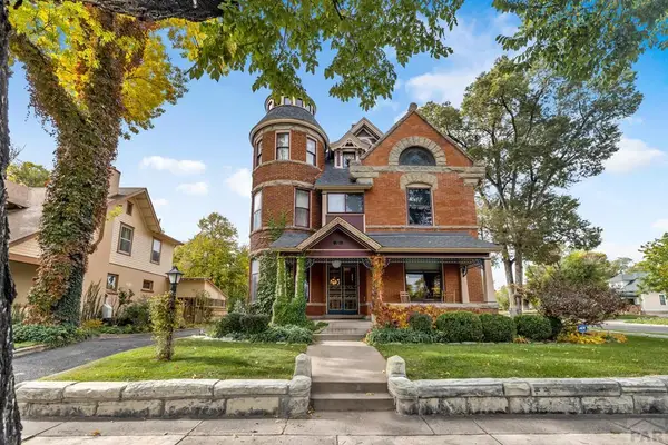 326 W Pitkin Ave, Pueblo, CO 81004