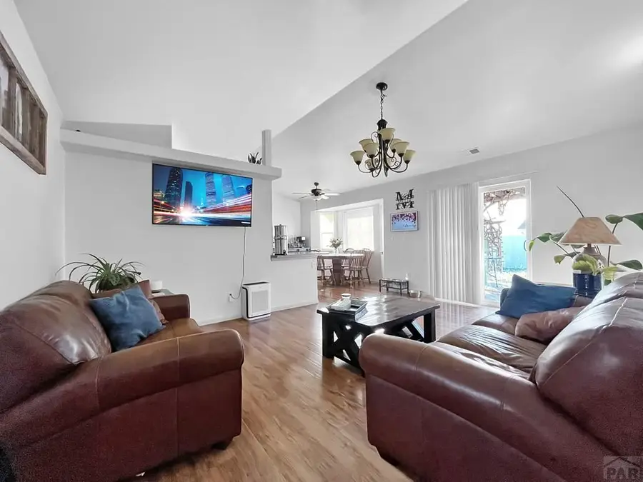 22 Roundhouse St, Montrose, CO 81401 - #2