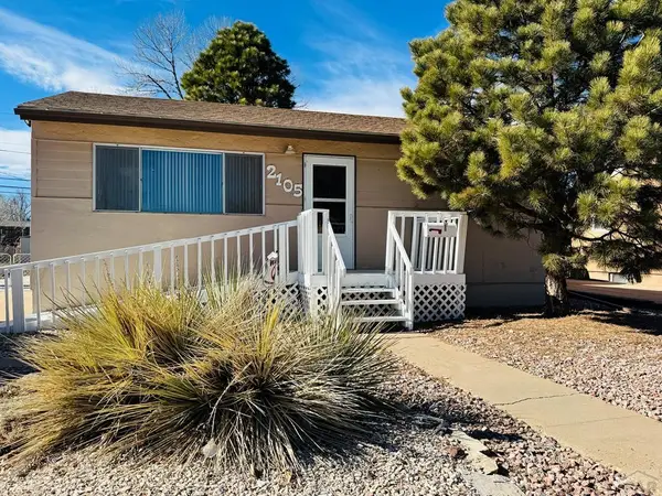2105 Elmwood Lane, Pueblo, CO 81005