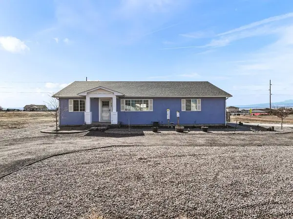 718 S Palomino Way, Pueblo West, CO 81007