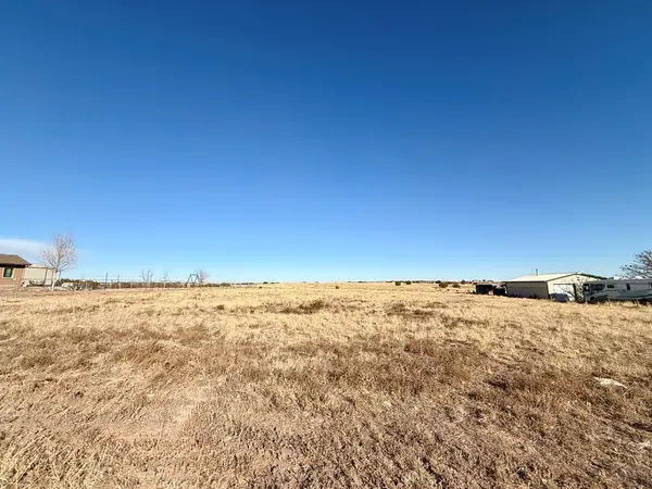 970 S Charlo Dr, Pueblo West, CO 81007