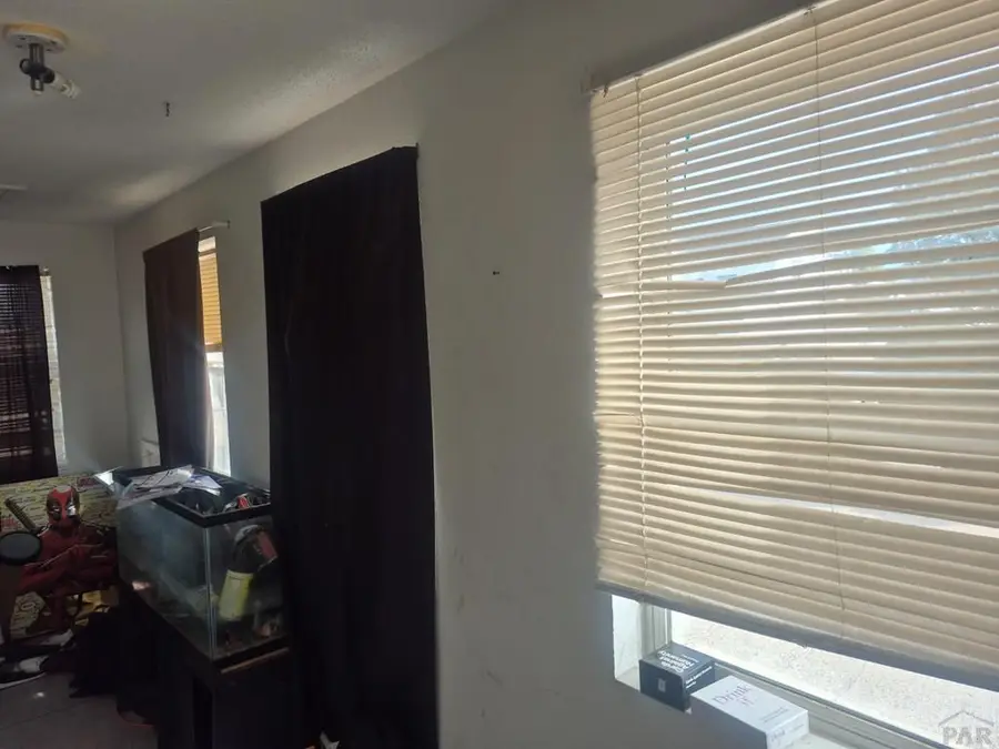 410 Raton Ave, La Junta, CO 81050 - #3