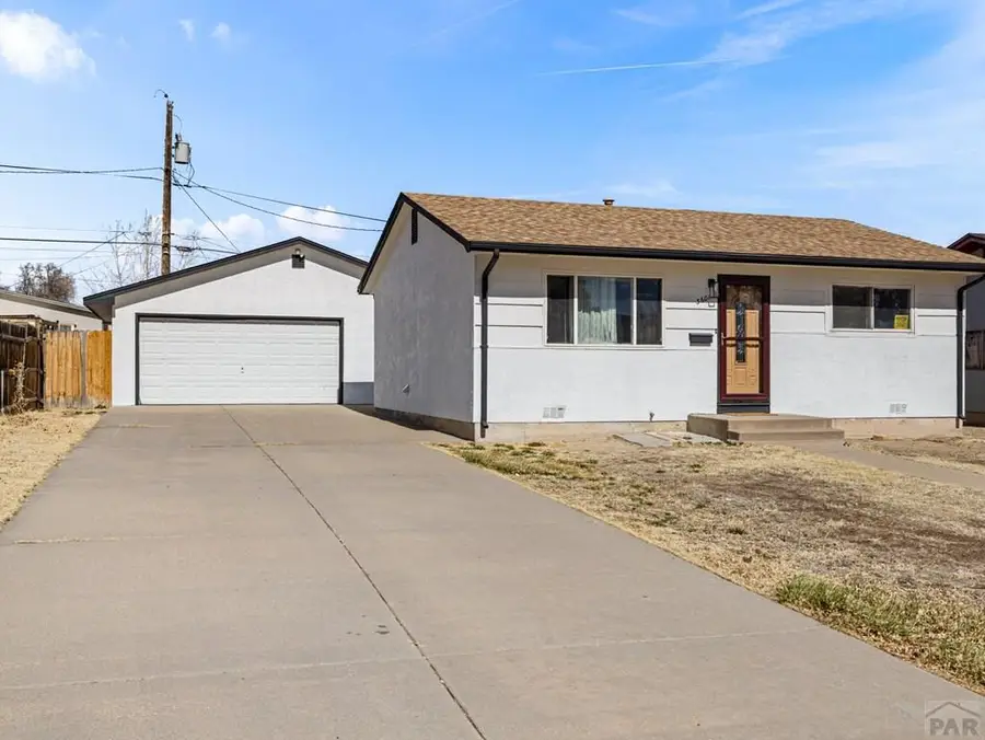 3601 Fairfield Lane, Pueblo, CO 81005 - #3