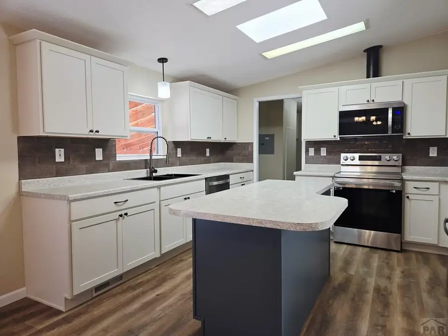 802 Bradish Ave, La Junta, CO 81050 - #3