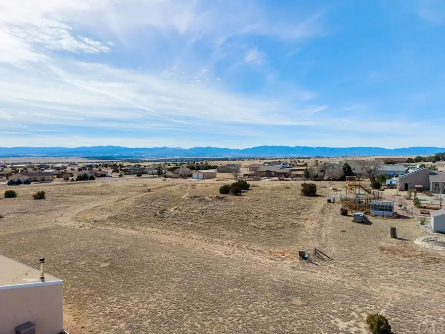 738 S Woodstock Dr, Pueblo West, CO 81007 - #2