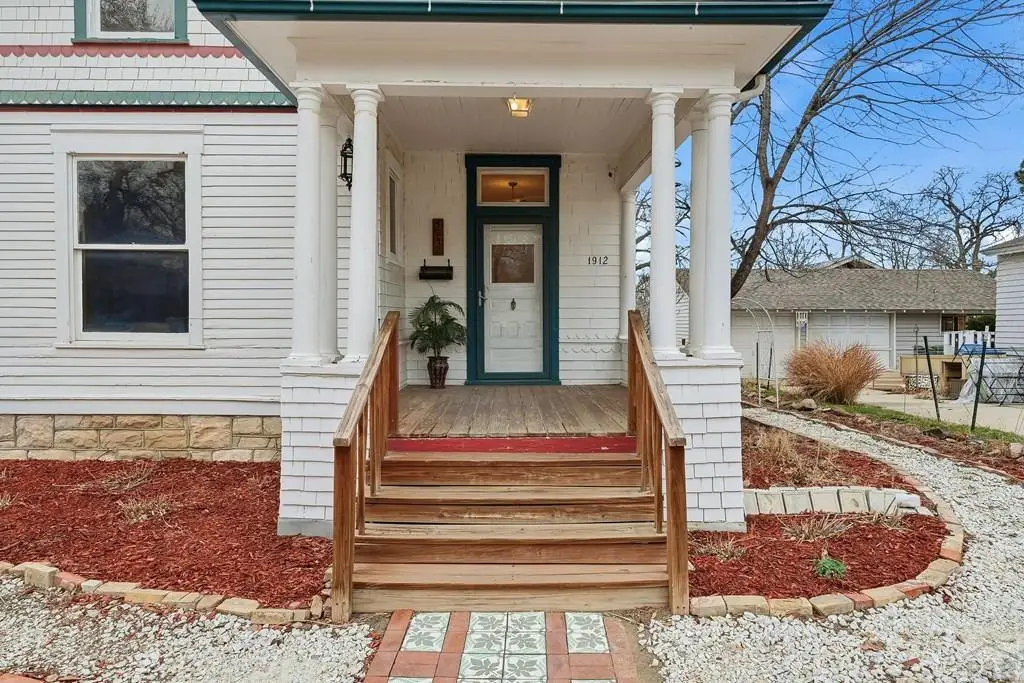 1912 N Greenwood St, Pueblo, CO 81003 - #1
