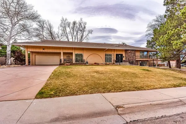 2126 Comanche Rd, Pueblo, CO 81001