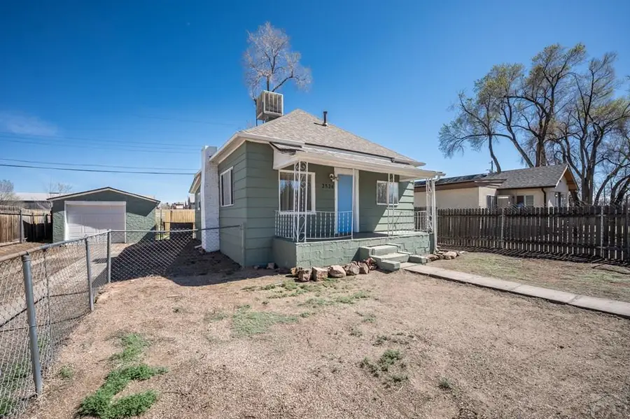 2526 Evans Ave, Pueblo, CO 81004 - #2