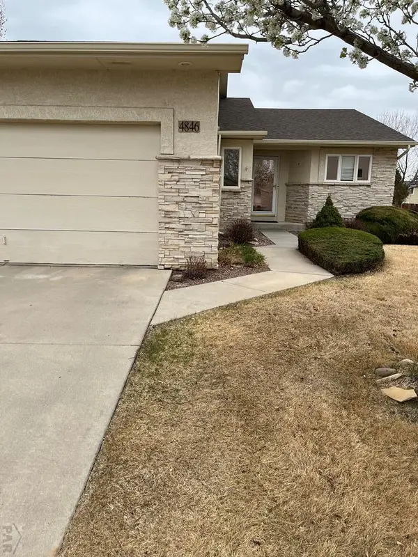 4846 Seasons View, Pueblo, CO 81008