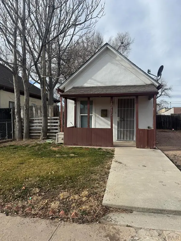 1215 Bragdon Ave, Pueblo, CO 81004