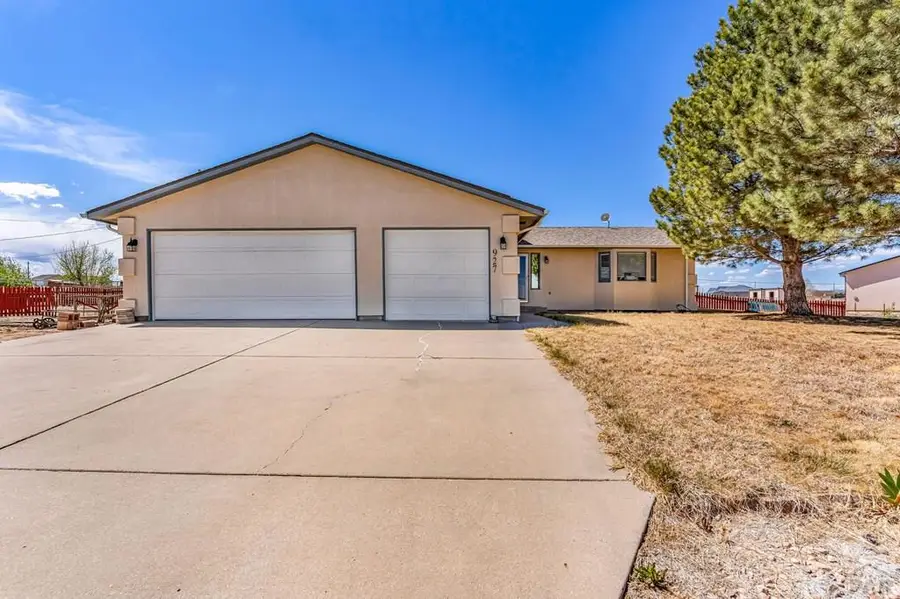 927 N Purcell Blvd, Pueblo West, CO 81007 - #3