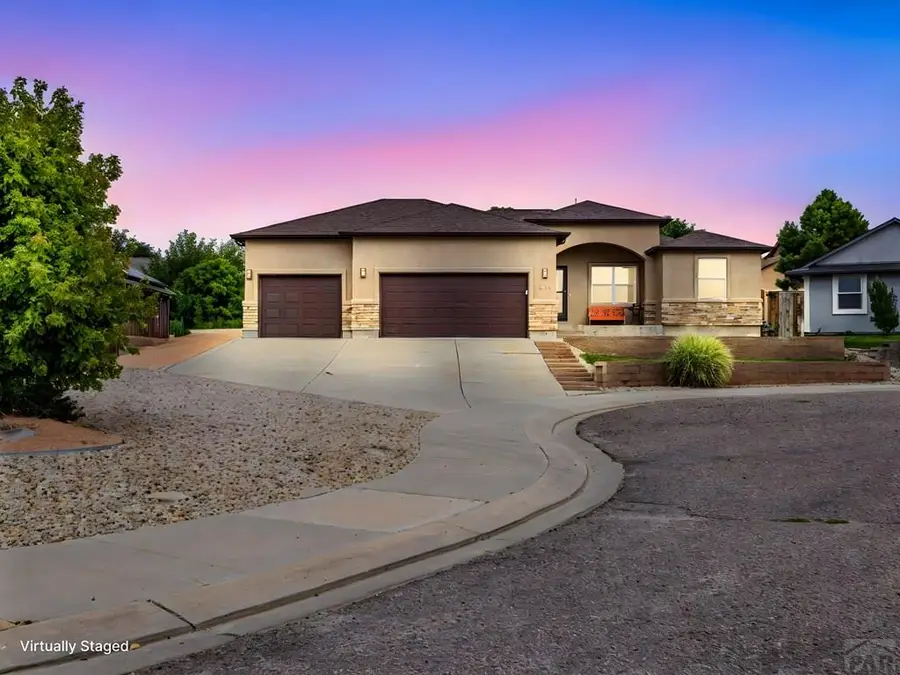 5114 Lynn Meadows Dr, Pueblo, CO 81005 - #3