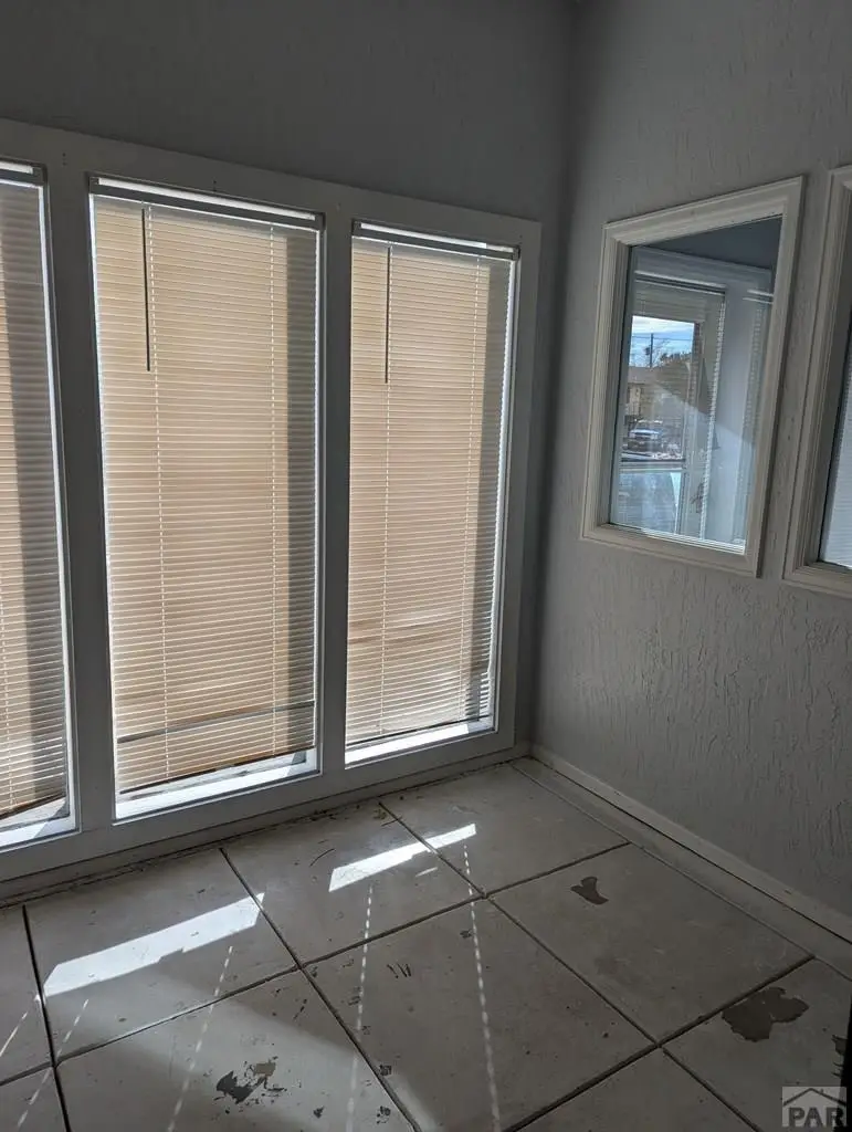 1333 Anita St, Pueblo, CO 81001 - #2