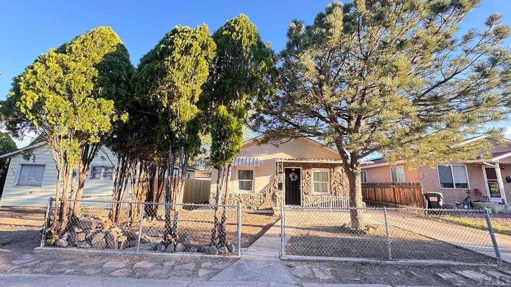 1004 W 18th St, Pueblo, CO 81003 - #1