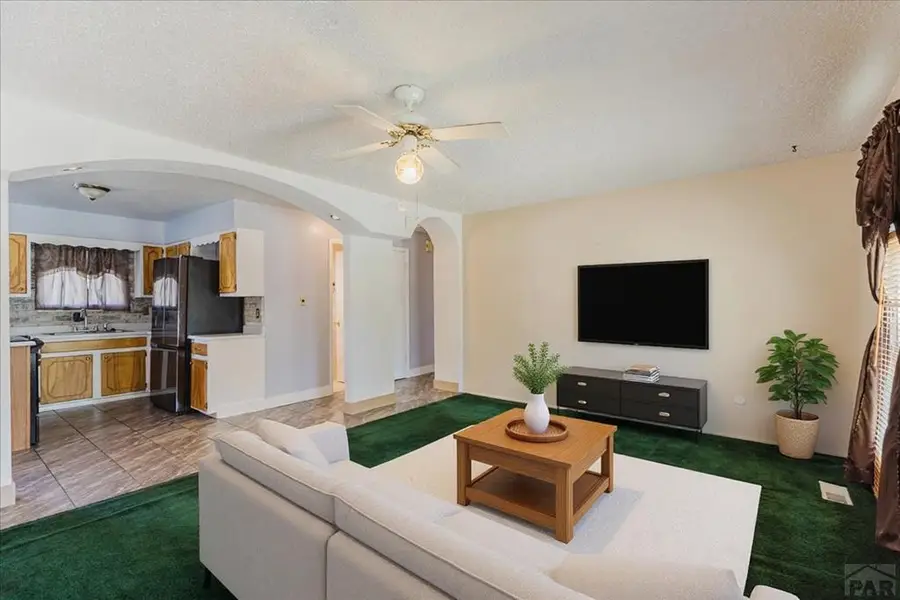 1817 E 18th St, Pueblo, CO 81001 - #3