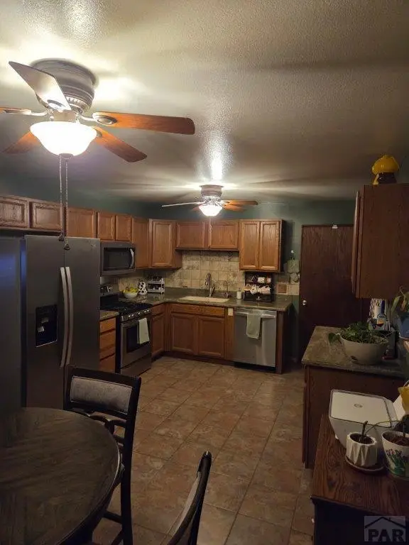 400 Oak Rd, Lamar, CO 81052 - #2