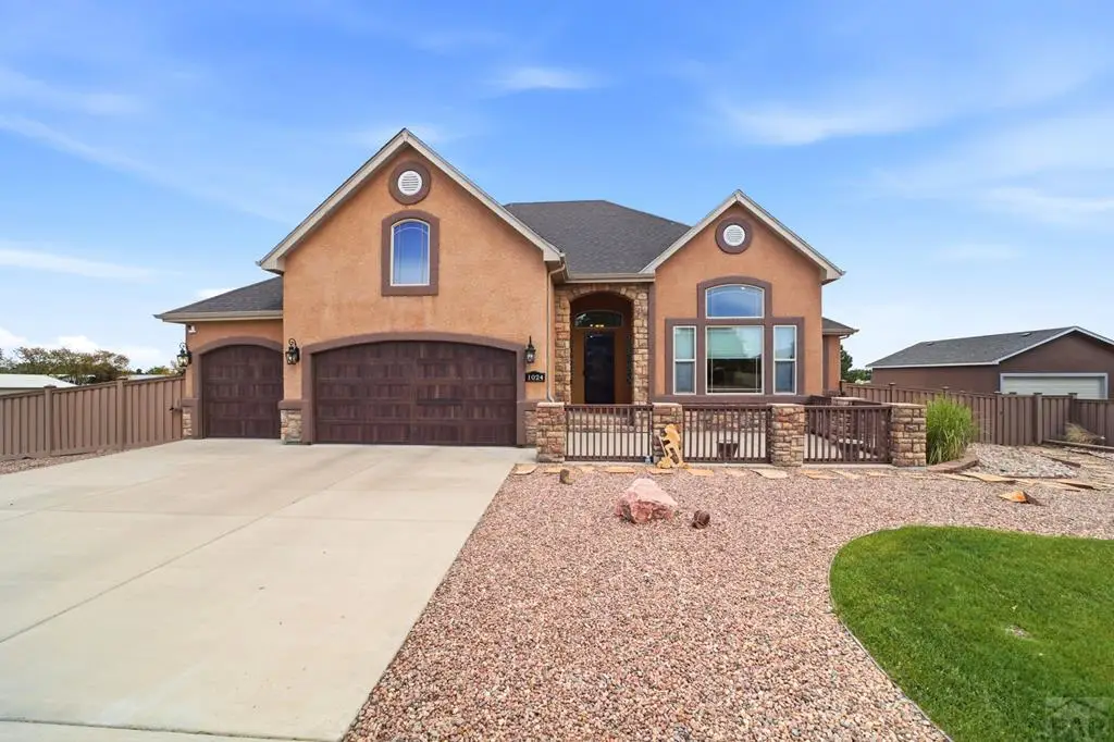 1024 S Greenbrier Dr, Pueblo West, CO 81007 - #1