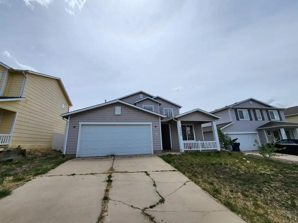 2220 Meadowlark Ln, Pueblo, CO 81008 - #1