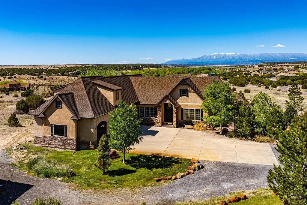 5672 St Charles River Dr, Pueblo, CO 81004 - #1